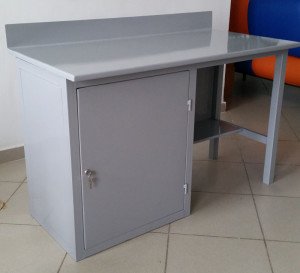 Стол лабораторный однотумбовый